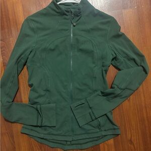 LULULEMON SIZE 6 Jacket